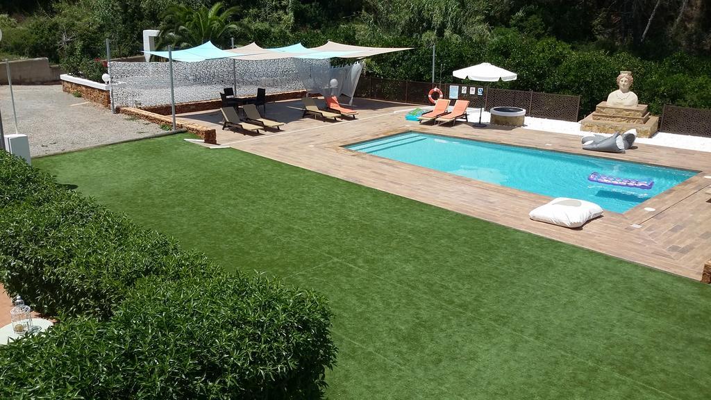 Apartamentos Colomar Santa Eularia des Riu Dış mekan fotoğraf