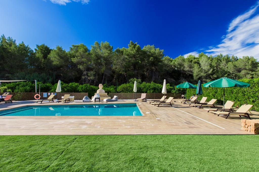 Apartamentos Colomar Santa Eularia des Riu Dış mekan fotoğraf