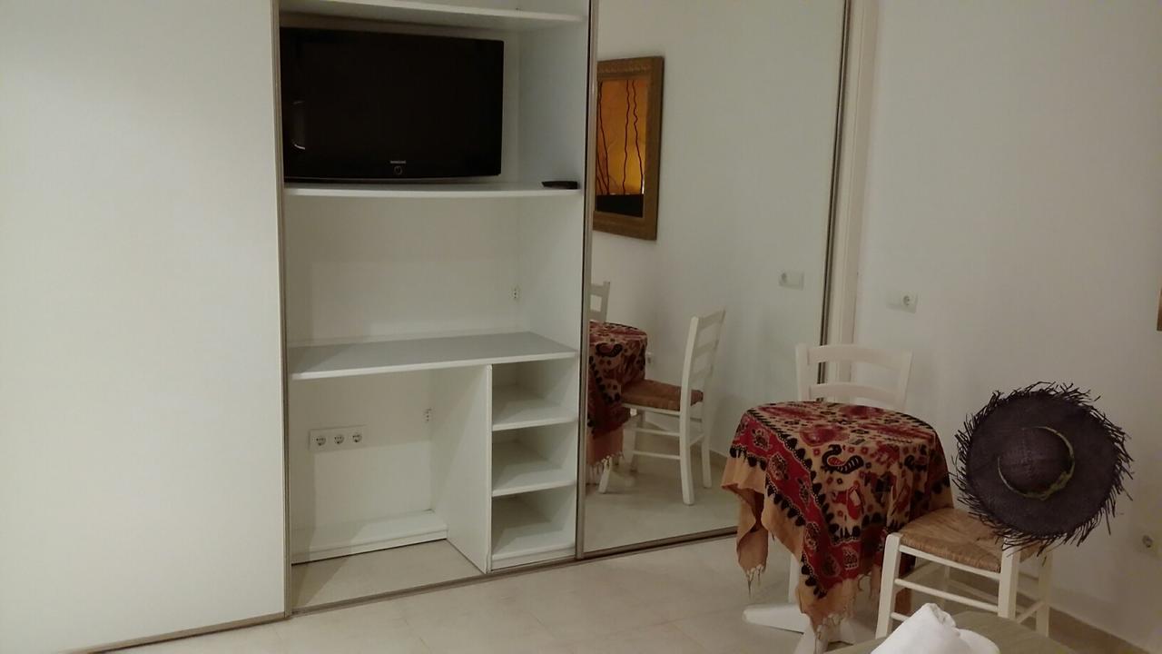 Apartamentos Colomar Santa Eularia des Riu Dış mekan fotoğraf